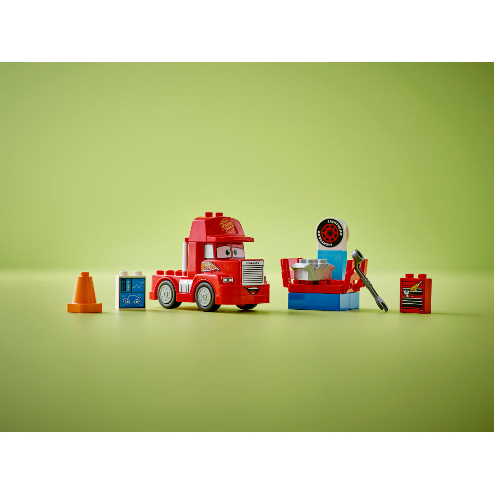 LEGO®  Duplo Mack en las Carreras (10417) _007