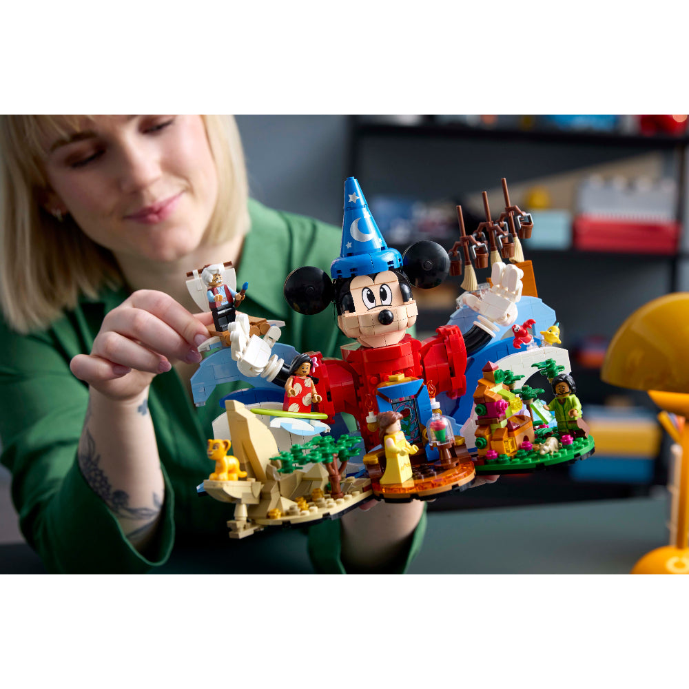 LEGO® Ideas: Magia Disney (21352)_020