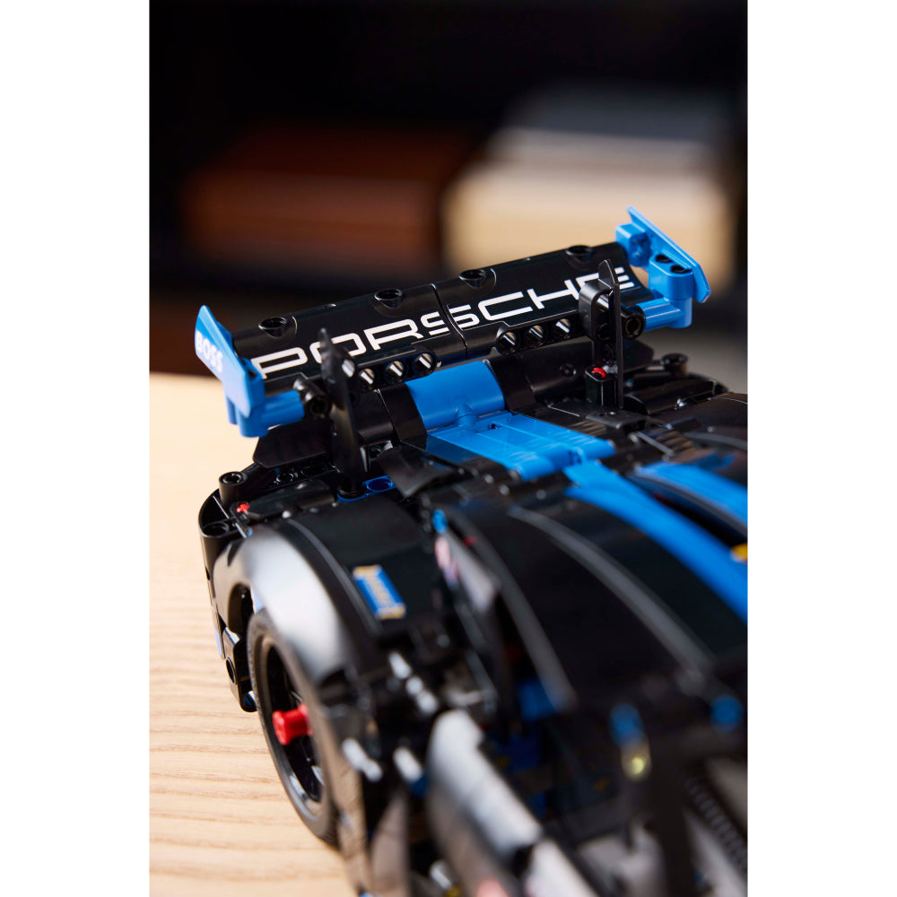 LEGO® Technic: Coche De Carreras Porsche Gt4 E-Performance (42176)_008