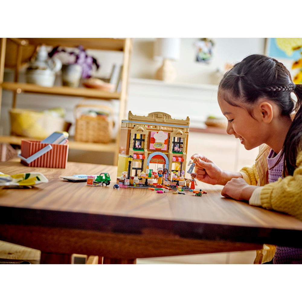 LEGO®Friends: Restaurante Y Escuela De Cocina (42655)_010