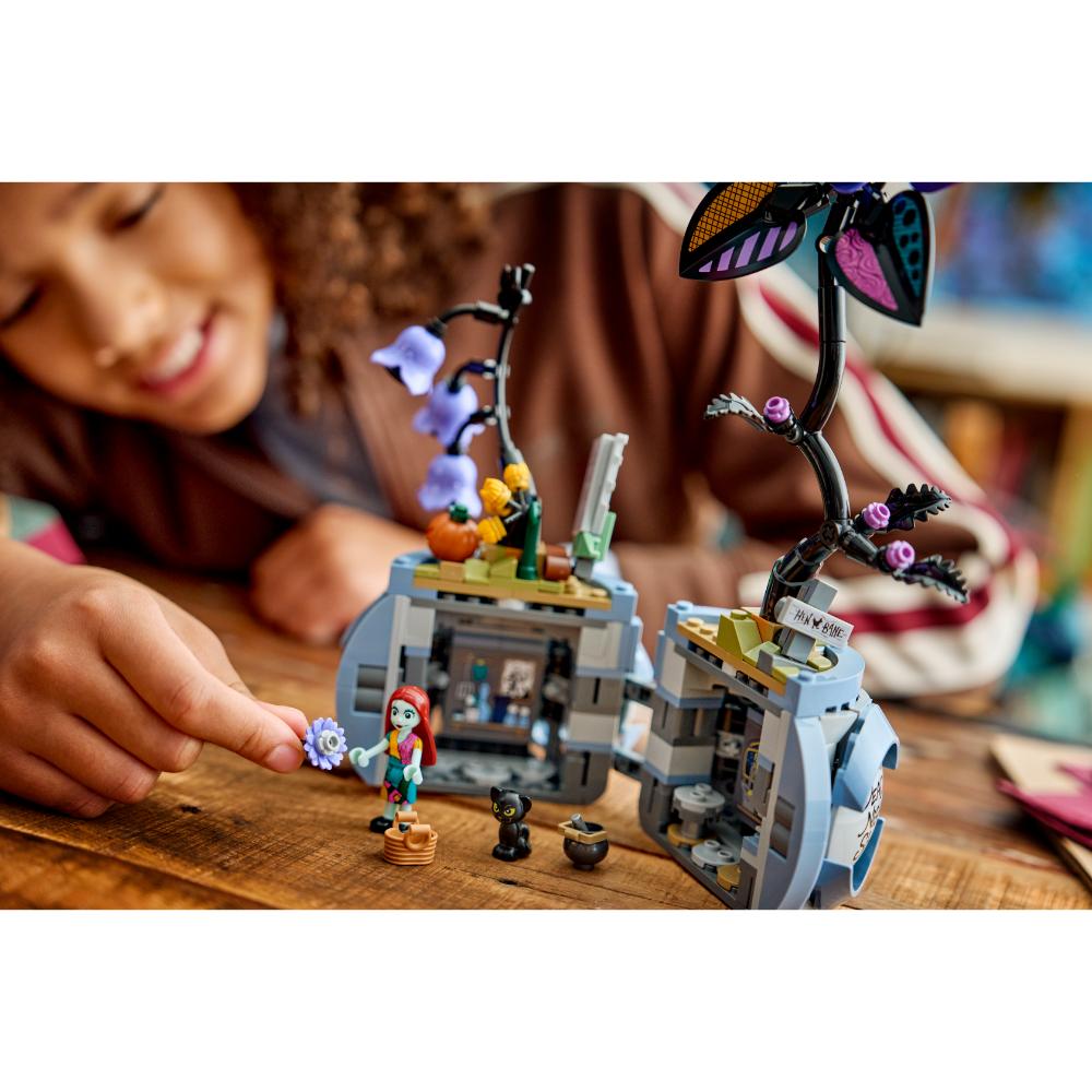 LEGO®Disney: Maceta De Sally (43288)_010