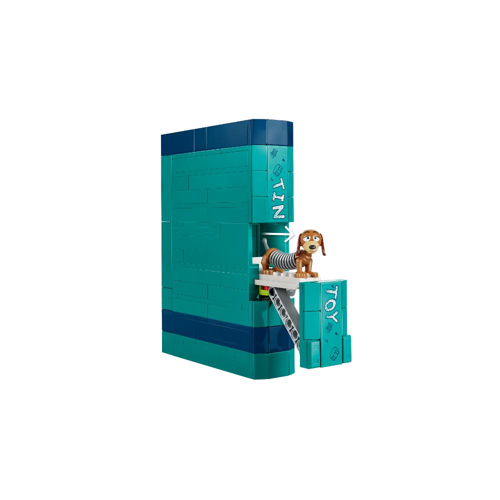 LEGO®Disney Classic: Toy Story: Sujetalibros De Slinky (43301)_007
