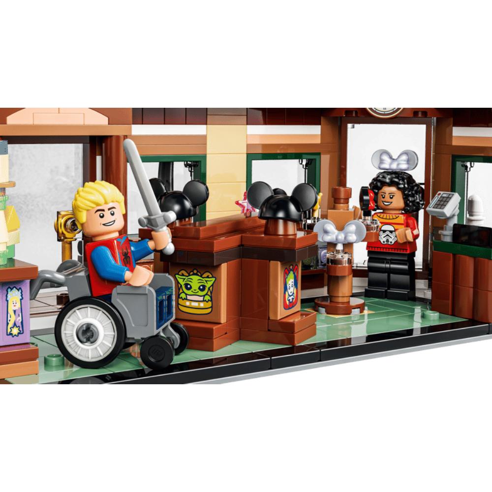 LEGO®Disney Classic: Main Street, U.S.A. (43302)_009