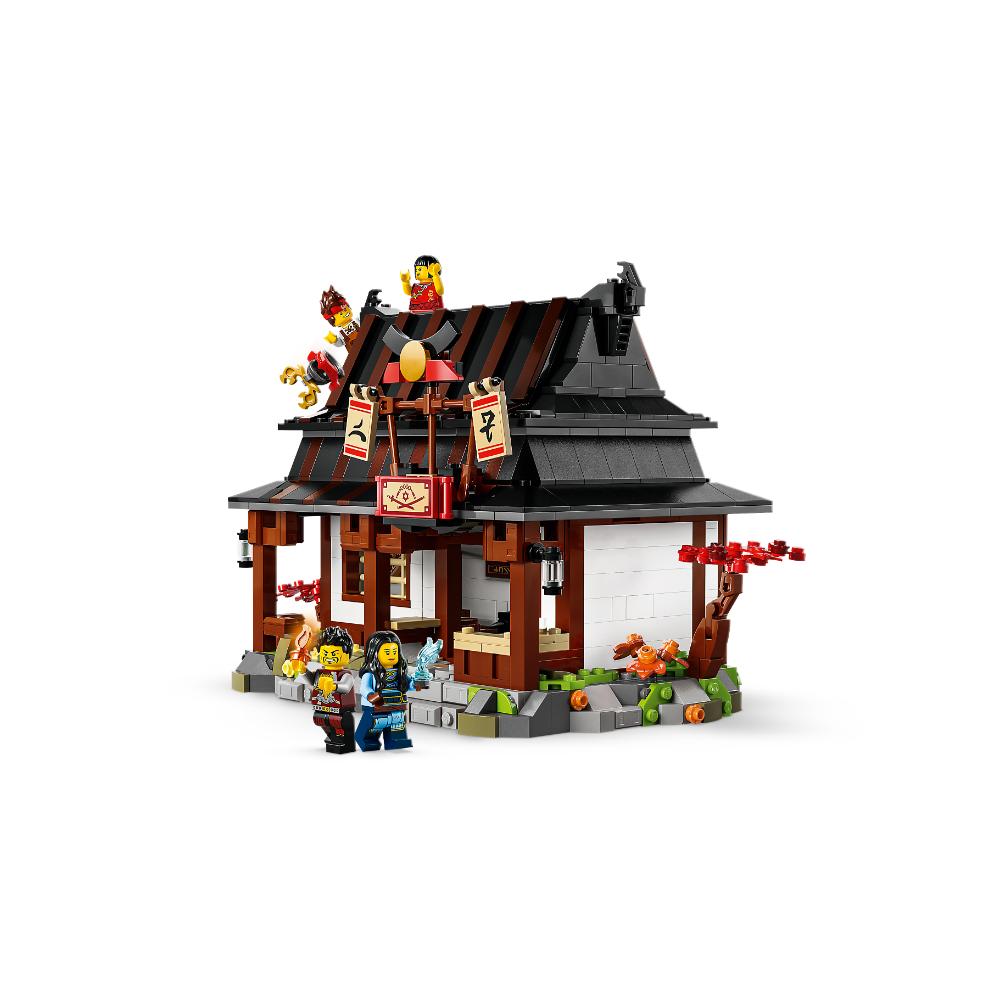 LEGO®Ninjago: Herrería Cuatro Armas: 15 Aniversario (71858)_004