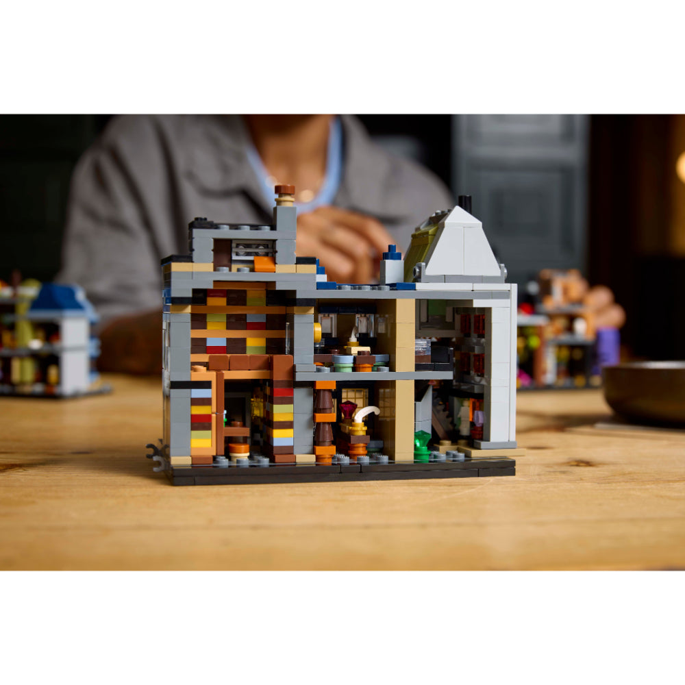 LEGO®Harry Potter Tm: Tiendas Mágicas Del Callejón Diagon (76444)_012
