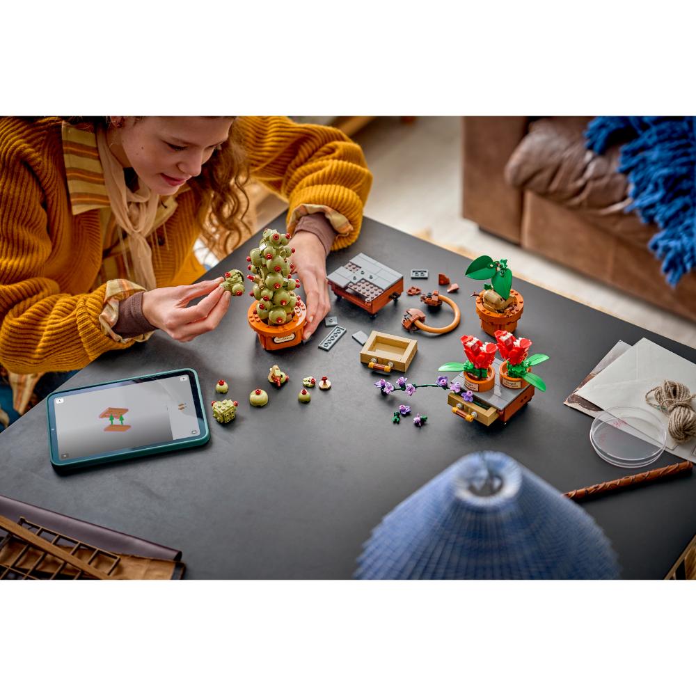 LEGO®Harry Potter Tm: Hogwarts™: Plantas De Herbología (76474)_008