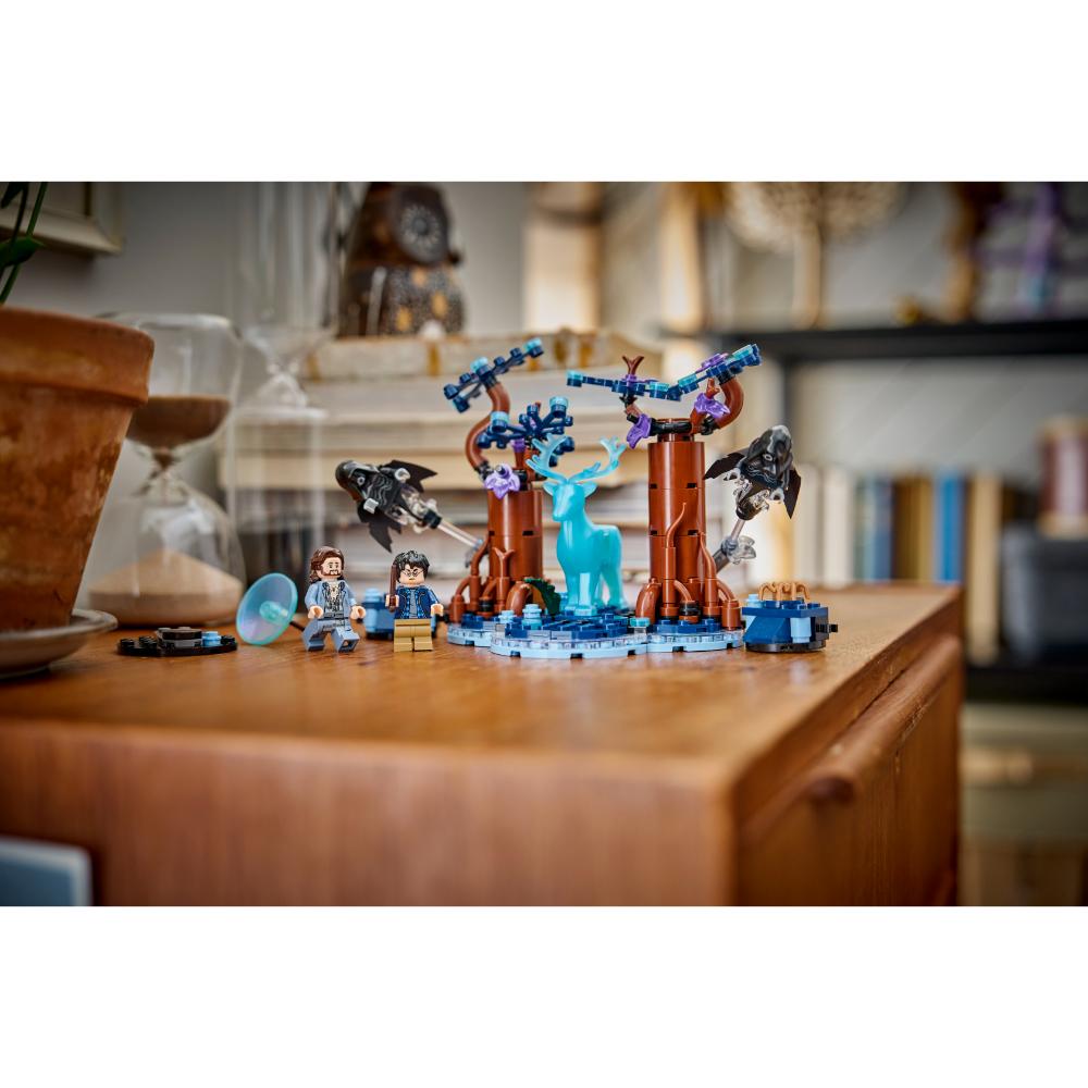 LEGO®Harry Potter Tm: Bosque Prohibido: Expecto Patronum (76475)_011