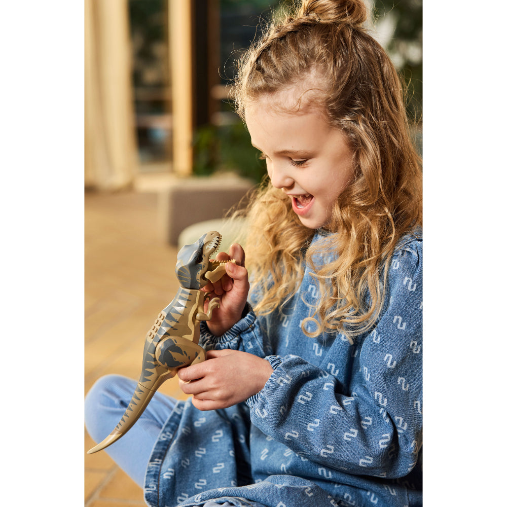 LEGO®Jurassic World: Huida Por El Río Y T. Rex A La Caza - LEGO PANAMA ...