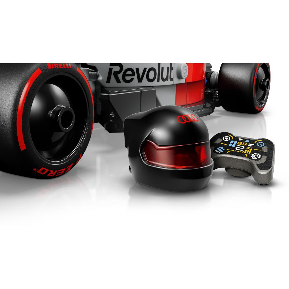 COCHE DE CARRERAS AUDI REVOLUT F1® TEAM R26