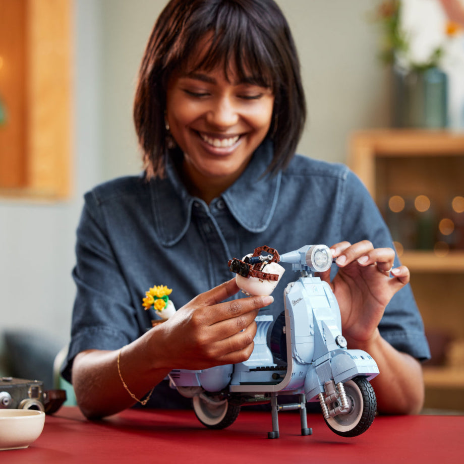 LEGO® Speed Champions : Vespa 125 (10298)