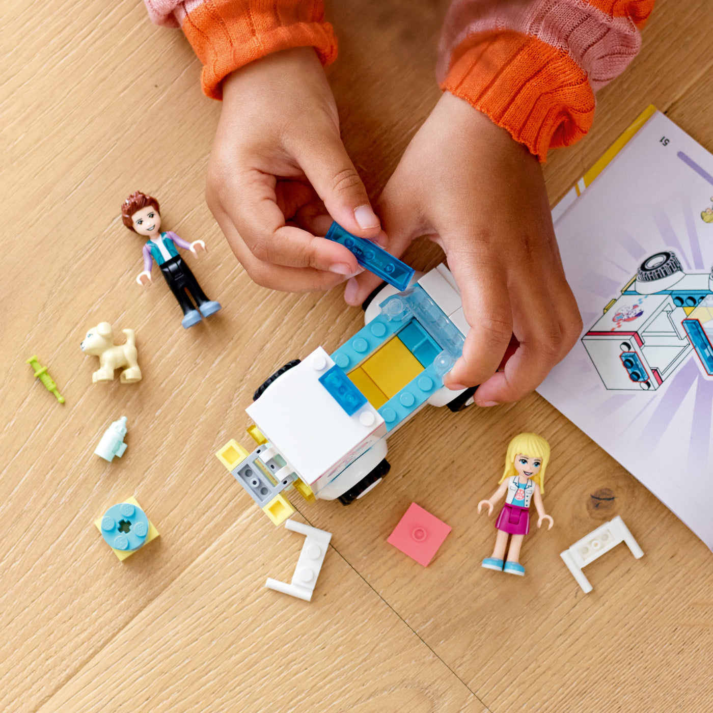 LEGO® Friends Ambulancia de la Clínica de Mascotas LEGO® Latam