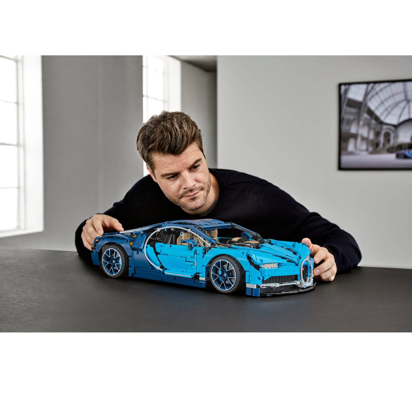 LEGO® Technic™ Bugatti Chiron (42083)