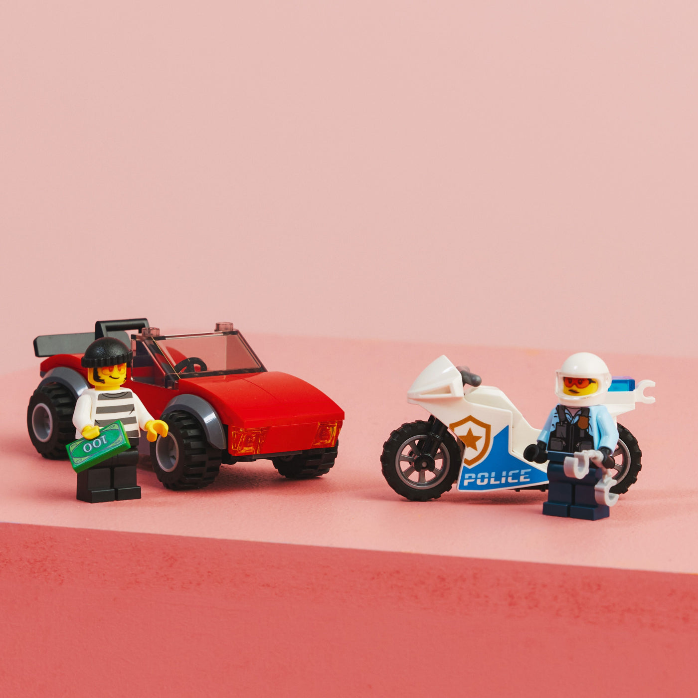 LEGO® City Moto De Policía Y Auto A La Fuga (60392)