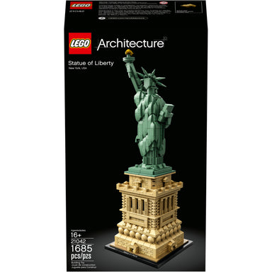 Maqueta LEGO Architecture de la Estatua de la Libertad con pedestal detallado, antorcha dorada y placa decorativa